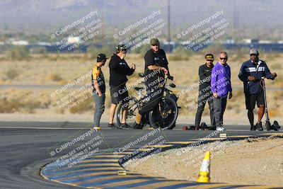 media/Feb-06-2025-Racers Edge (Thu) [[c17ed6f7b1]]/3-Around the Pits-Track Walk/
